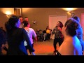 bailando "Oye mi Amor" de Maná