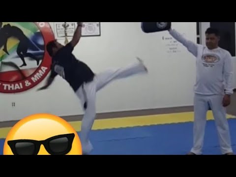 Capoeira - Golpe parafuso