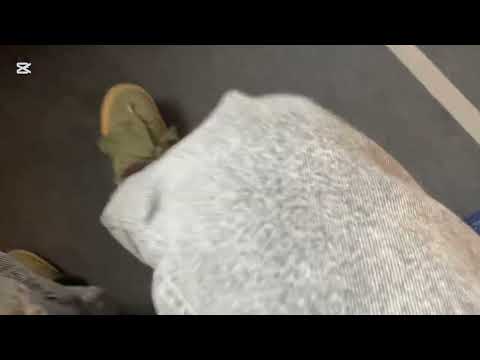 Åker med värmlandstrafikståg från Kristinehamn till Karlstad för att åka tillbaka med tågab