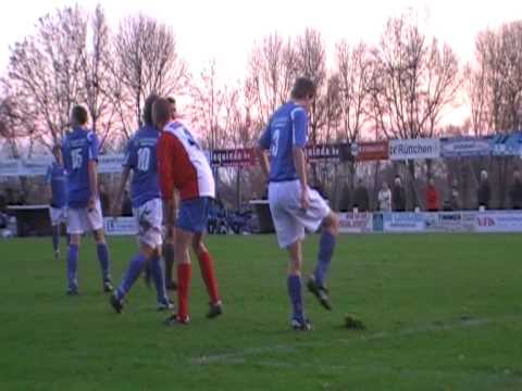 Roda Boys - Rijsoord kopbal van Mark Veth gestopt