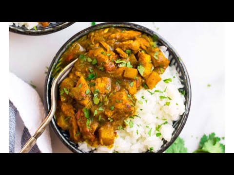 HOW TO MAKE JAMAICAN CURRIED CHICKEN | CURRY CHICKEN | FEFE'S WURL