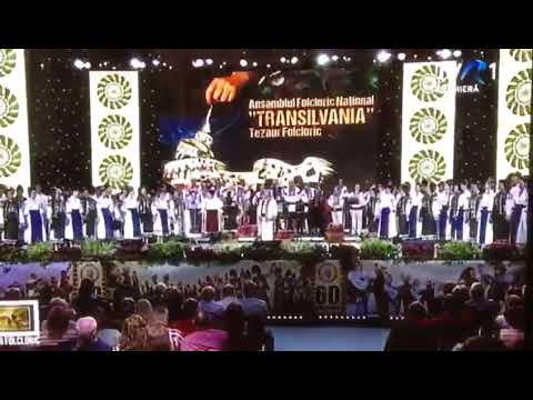 Ansamblul Ciprian Porumbescu împreuna cu Ansamblul Transilvania