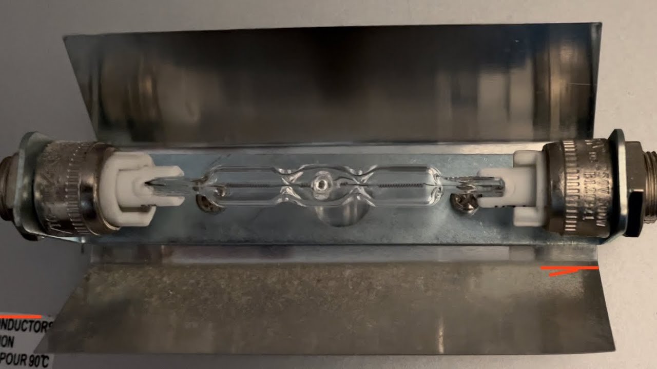 How to Replace a Halogen Lightbulb