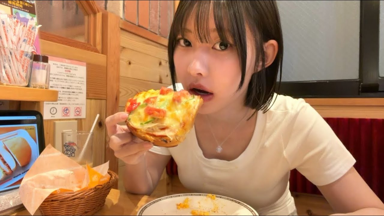 部屋が汚すぎる休日、コメダに逃げた朝