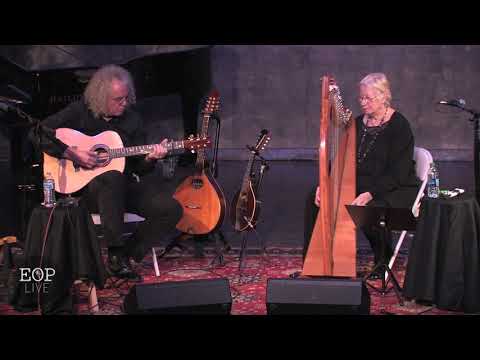 Robin Bullock & Sue Richards "Away In A Manger" @ Eddie Owen Presents