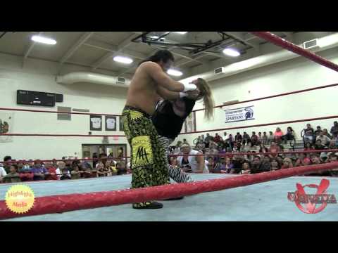 Billy Blade VS Matt Hardy Melee 2012