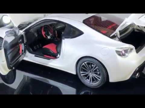 1/18 Scale 2013 Toyota 86 GT Diecast  Model By Century Dragon