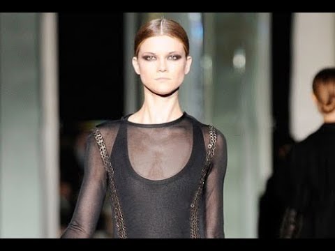 ROBERTO CAVALLI Fall 2009/2010 Milan - Fashion Channel
