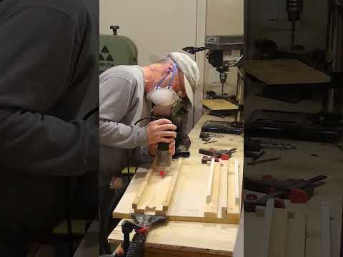 Time lapse - Building a Native American flute - routing the sound Chambers.