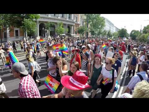 REGENBOGENPARADE VIENNA 18 06 2016