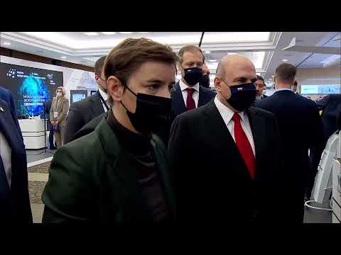 Главы правительств России и Сербии посетили стенд МТЛ на форуме «Сделано в России-2021»