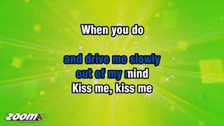 Gloria Estefan - Hold Me, Thrill Me, Kiss Me - Karaoke Version from Zoom Karaoke