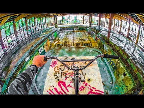 BMX STUNTS IN CRAZY ABANDONED POOL!