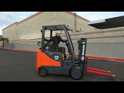 DOOSAN GC25P-5 5,000lb LP (Propane) #0460 - Forklift for Sale