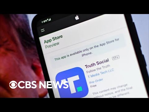 Two executives with former President Trump's Truth Social app quit