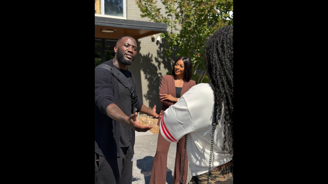 When J Mo and Sunny run into Ernestine!