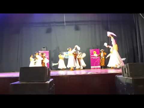 Grupo mayor y menor (Enlazando Pañuelos ) Palpala Jujuy 