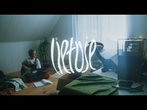 smiltužė – lietuje