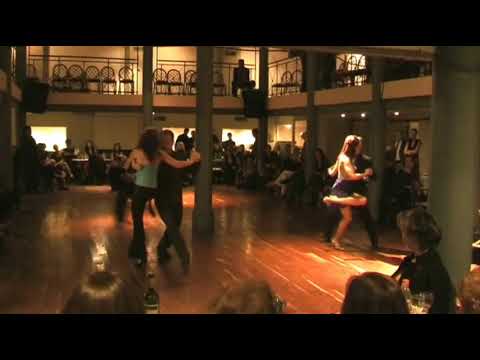  Gustavo Naveira  is  dancing  to  the  tango  "  La Cumparsita  "