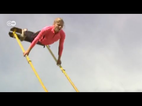 download lagu mp3 mp4 Kiiking, download lagu Kiiking gratis, unduh video klip Kiiking