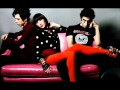 Little Shadow 10 - Yeah Yeah Yeahs - It's Bltz