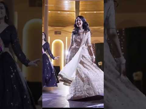 Deewana Hai dekho | Bride Stunning Sangeet performance For Groom #indianwedding #viraldance #sangeet