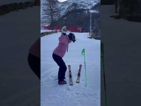 MAESTRA CAROLE GILARDONI (PENNA NERA) IN ALLENAMENTO A MADESIMO