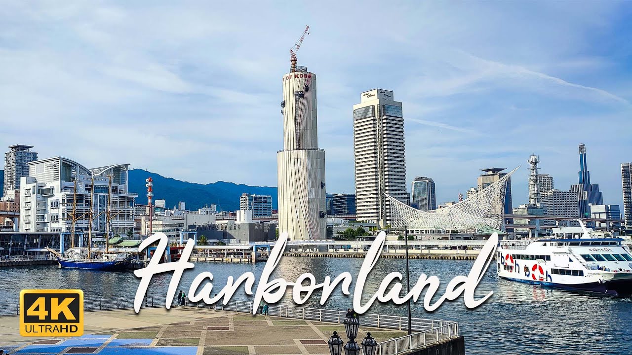 Experience a walking tour through the picturesque Harborland.