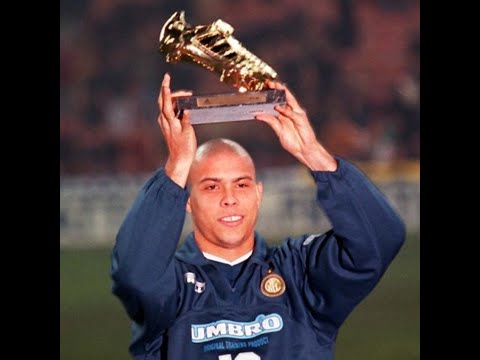 GEE LEE feat. Headie One - Golden Boot