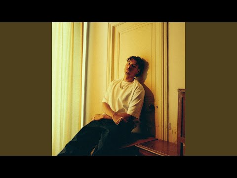 Video thumbnail for Loin de tout