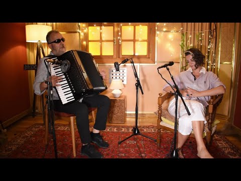 Dilek Türkan Ft. Muammer Ketencoğlu - Mağusa Limanı