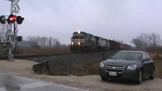 preview picture of video 'NS 9331 North Fond du Lac, WI 11-23-14'