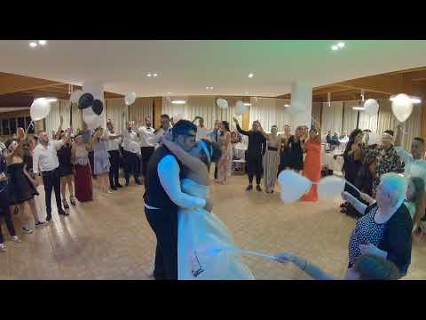 Primo Ballo Sposi originale al Matrimonio con Palloncini  - Animazione Francesco Barattucci -