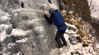 preview picture of video 'Ice Climbing Creag Dubh, Cairngorms'