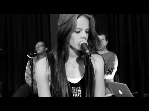 Alive | Unplugged : Leaning Into The Wind