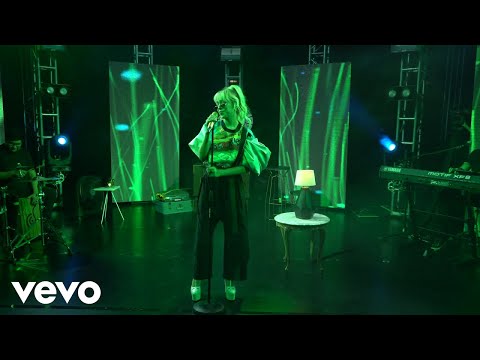 Danna Paola - Vuelva Vuelve/Idiota (Festival “Suena en TikTok”/LiveStream)