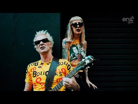 Supla & Victoria Wells - Hard Times