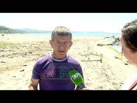 Plazhi i Likmetës i ndotur nga mbetjet që sjell lumi- Top Channel Albania - News - Lajme