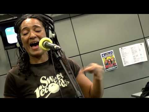The Sweet Vandals - Ain't No Use. Live at BBC, The Craig Charles Funk & Soul Show 27/9/2013