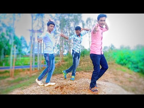 Door Waadiyon Se Aa Rahi Hai - Lyrical Video | Sonu Nigam | Tum Se Achcha Kaun Hai | Hindi Love Song