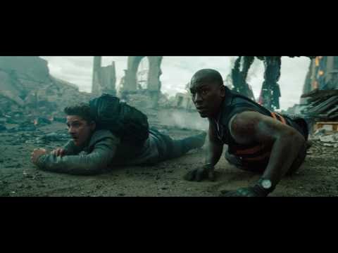 Transformers: Dark of the Moon (Super Bowl Spot)