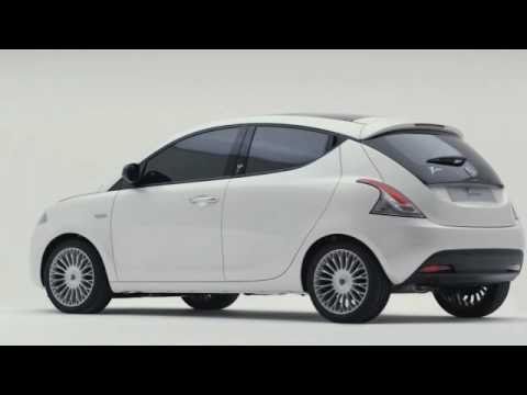 Lancia New Ypsilon - With the proper soundtrack