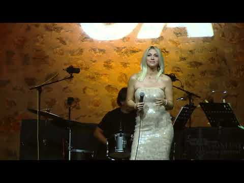 STORI MALO MESTA ZA ME - Martina Majerle