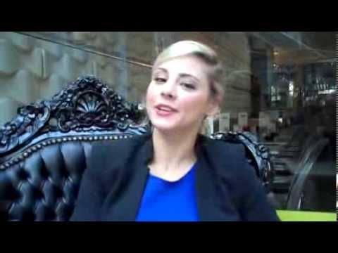 Hotel 13 - Julia verabschiedet sich