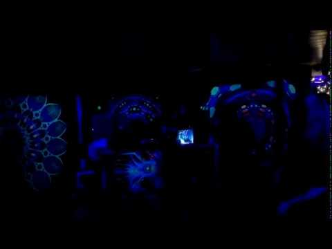 Tom Wanks playing somevhere in HKI