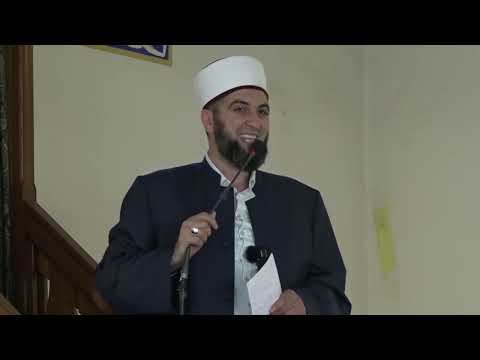 Koha dhe Rrjetet Sociale - Hoxhë Remzi Isaku