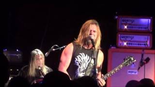 Corrosion of Conformity - &quot;Heaven&#39;s Not Overflowing&quot; Live in Waterloo, IA
