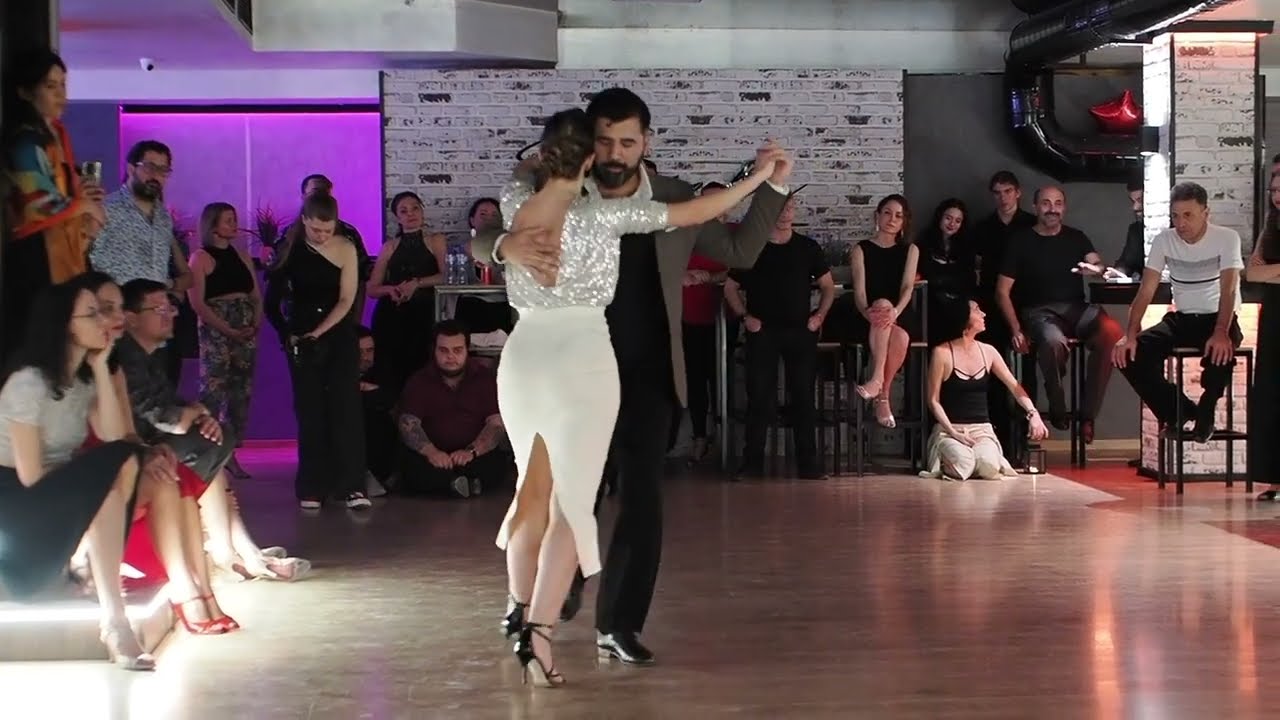 Andrés Molina & Natacha Lockwood 1/5
