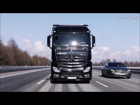 2017 Mercedes Benz Trucks Highway Pilot Connect   Demonstration online video cutter com