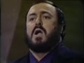 Luciano Pavarotti and John Wustman perform Per La Gloria.